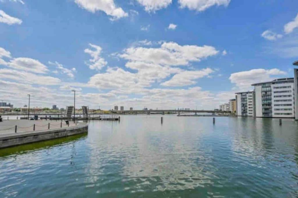 Appartement Modern 1-bedroom In Docklands *